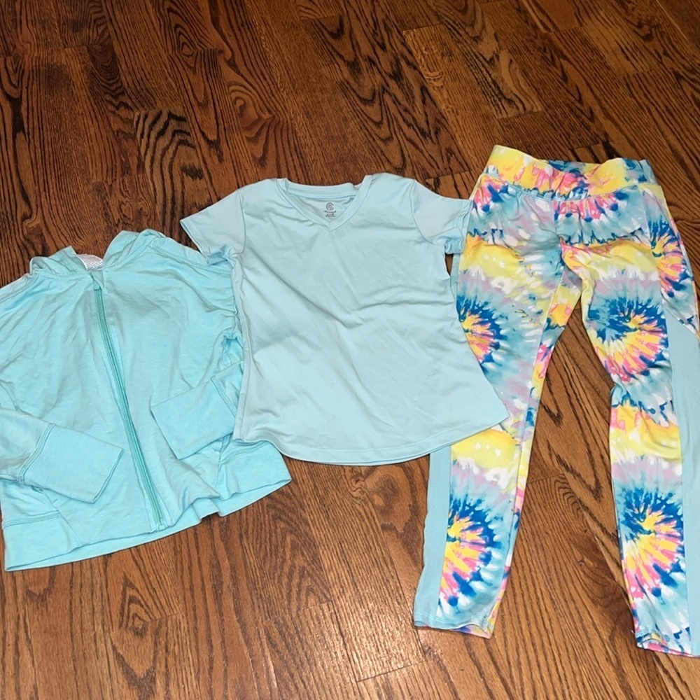 Girls Medium aqua and tie dye top, jacket and leggings set (7-8)